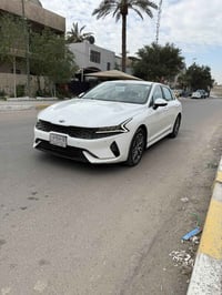 K5 للبيع خليجي موديل ٢١كفالة عامه كلش نظيفه كير محرك صبغ تبديل بارد ما...