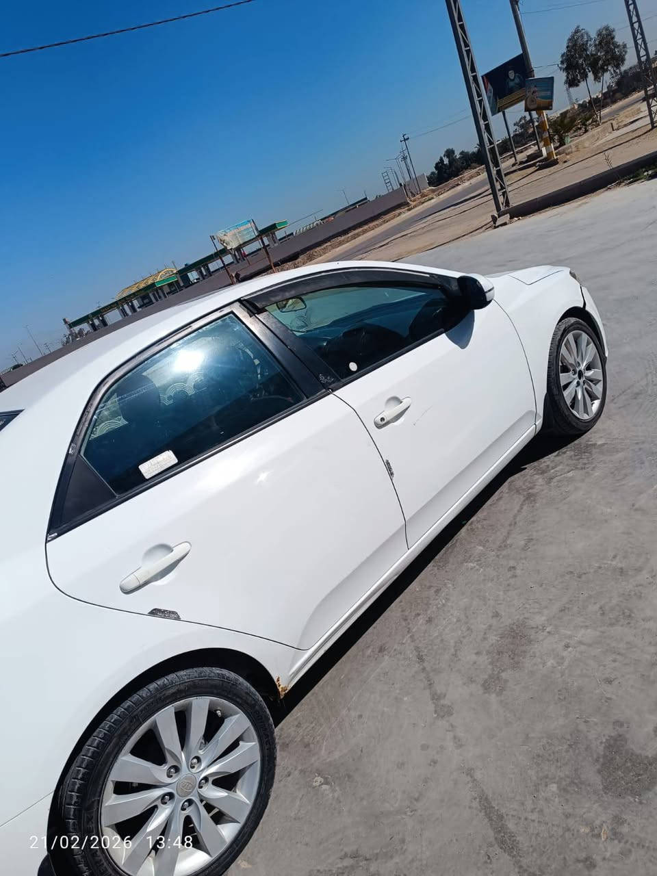 سيراتو11
بيه الباب الي خلف السايق تبديل
مكينه تبريد كير حداديه كفاله
بيه اشويه باردات شوف العين
سنويه ساقطه 
وكاله بسمي
المكان النجف السهله
السعر105أوبيه مجال
***********
