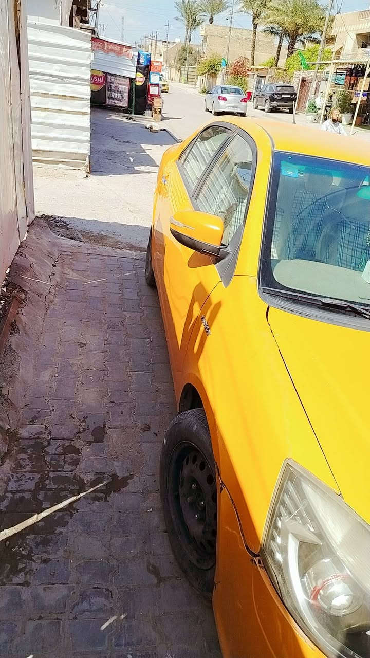 السلام عليكم جيلي موبل موديل 2013مكينه كير تبريد كله جديد كير عادي بيه صبغ قليل
صدر نص عمر شاشه كامره رقم بسمنه لمكان بياع الشرطه الخامسه رقم لهاتف *********** السعر ٣٨ وبيه مجال
