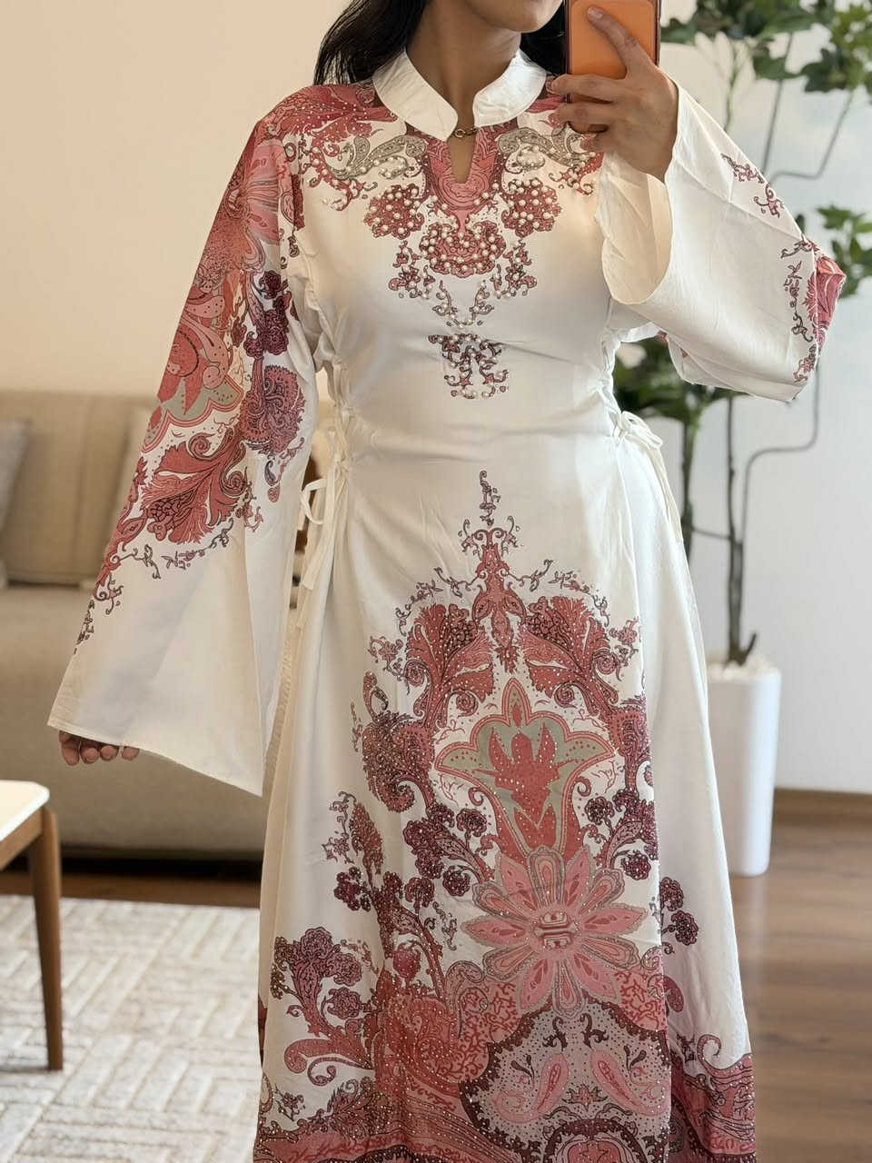 إذا تحبين التميّز 👑
مخاورنا الإماراتية تجمع بين الفخامة والراحة، تصميم أنثوي وقماش يبرد على الجسم 💫
قطعة وحدة تكفي تخلي إطلالتك حديث الكل سعر القطعه فقط4️⃣0️⃣الف يوجد توصيل كافه محافظات العراق🚕


**إذا كنت صاحب هذا الإعلان وتريد حذفه لأي سبب، رجاءا أرسل رسالة إلى الدعم الفني**