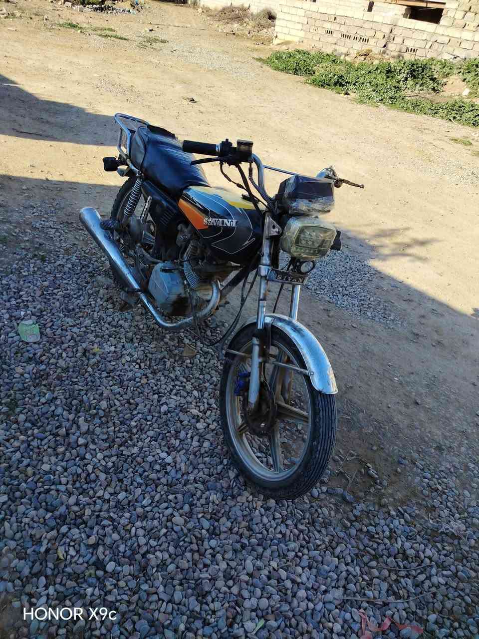 السلام عليكم سيفان ٢٠ مكفول كفالا مابي نقص بس باتري كهربايات شغالا محرك أخرس نضيف وياله تايرات جدد سعر ٣٠٠ بي مجال مكاني ديالى سراجق رقمي ***********
