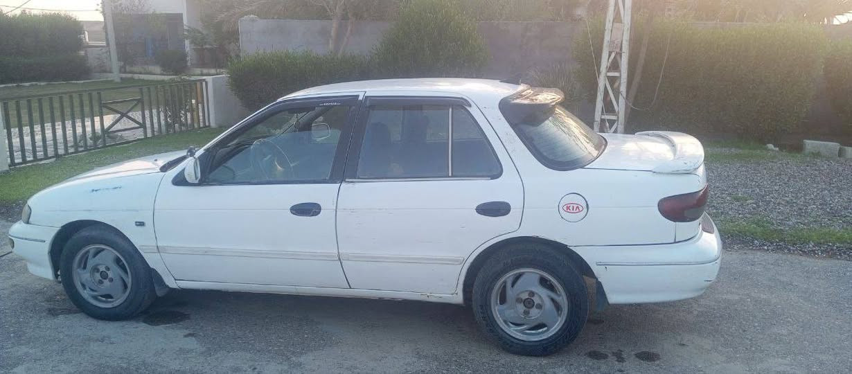 كيا سيفيا موديل 95 للبيع  السعر 33 وبيها مجال للاستفسار الاتصال على الرقم ***********
