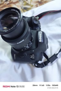 الغنيه عن التعريف كامره 7D ll مخصصه للتصوير الفوتوغرافي الرياضي  والفي...