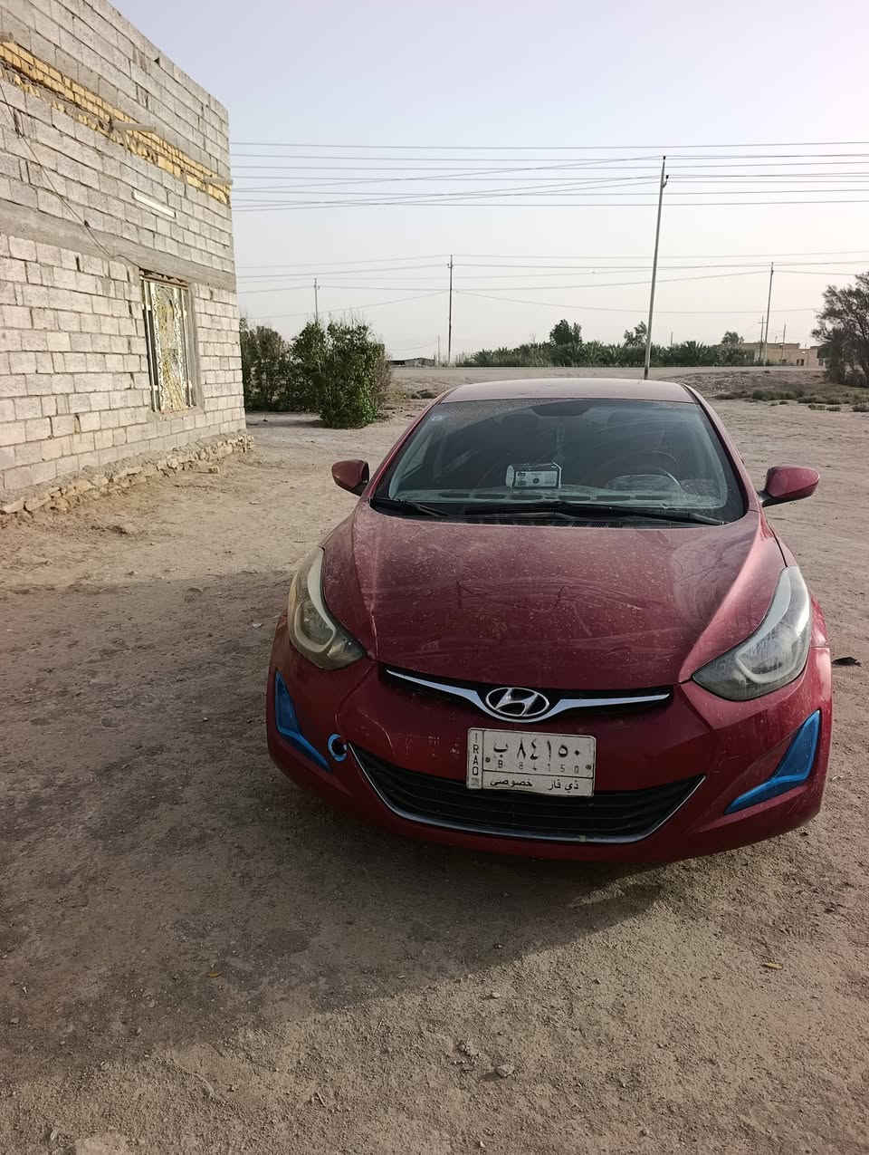 السلام عليكم
الانتره 15 امريكي ظربتها جاملغ خلفي وره السائق سياره جاهزه بسمي ل27  سعرها100وبيها مجال 
السماويه ناحيه الكرامه 
***********
