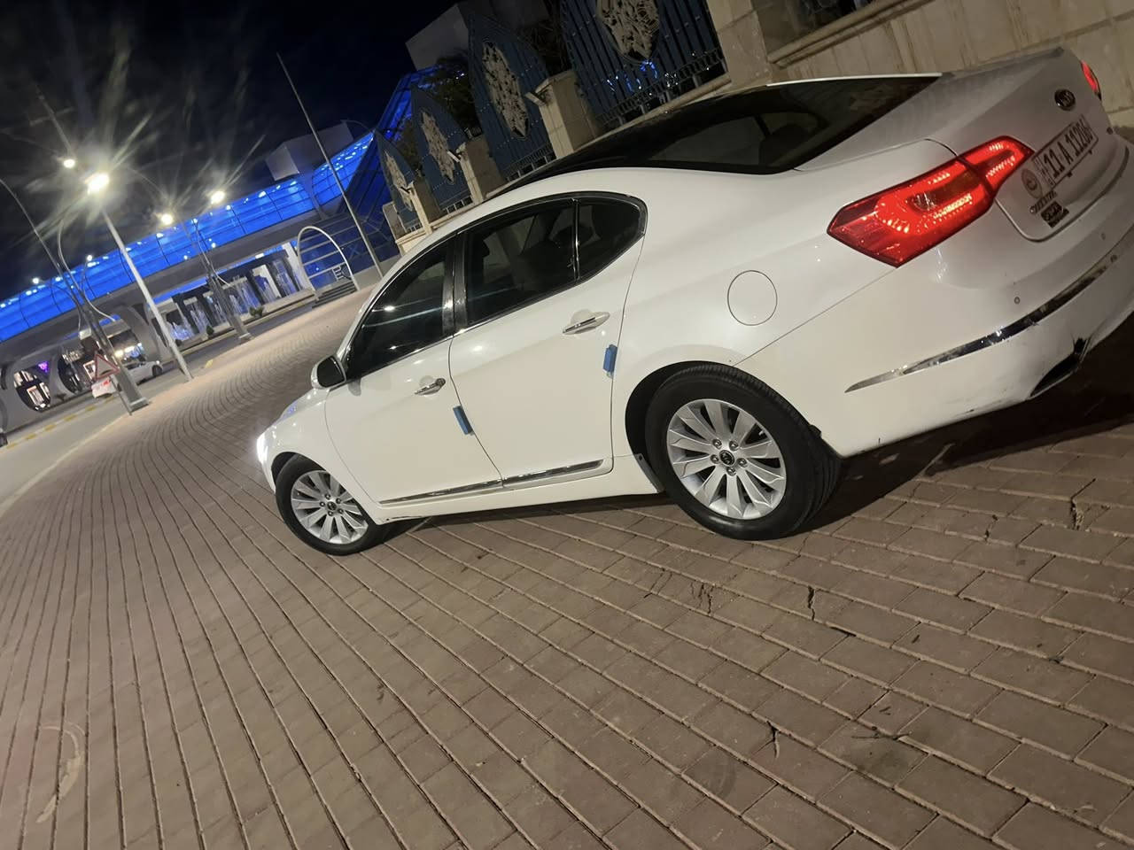 كادنزا ٢٠١١ لبيع فول مواصفات واحد على واحد
بانورما بصمه دخول ذكي 
كشن جلد وكهرباء 
مري شفط اشاير بل مري 
حساس امامي خلفي 
لايت led 
بك لايت led 
محرك ٦ سلندر ✈️✈️ 
محرك كير كفاله 
رقم بغداد الجديد بسمي تحويل ثاني يوم 
مكفوله كفاله عامه من الصبغ 
المكان الأنبار الرمادي مركز المدينه 
رقم الهاتف *********** 
السعر ١٢٠ ورقه وبيه مجال للطيبين
