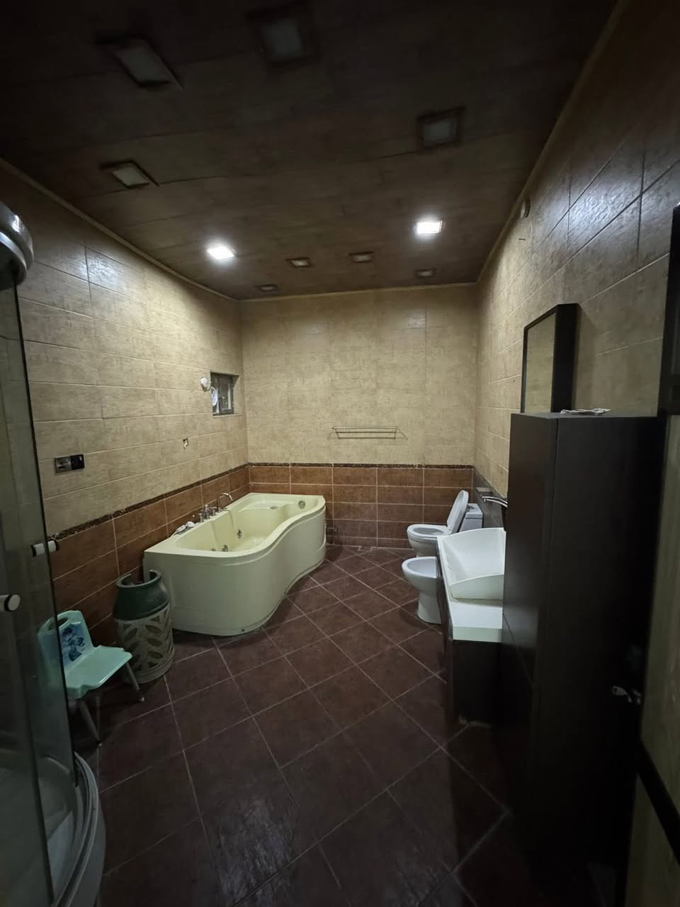 للايجار في السيديه 

دار سكني او تجاري موقع  شارع 20 نفسه 

مميز يتكون من مدخلين صاله مطبخ خدمات 

الطابق الثاني غرفتين نوم  

(((سعره مليون دينار ))))

للاسـتفسـار الاتـصال علـى الارقـام التـاليه  او زيـاره مكـتب عبدالله الرفيـعي السيـديه_شارع الضـباط_ مقابل مجـمع لحـوم جويـلي 

مكتب عبدالله الرفيعي

 المنتظر للعقار 

***********
━━━━━━━━━━━━━━━
#بيت #عقارات #منزل #بيع #وساطة_عقارية
#شركة #سيدية #بغداد #عراق
#عقارات_السيدية
#عقارات_الكرخ #ايجار_تجاري
#بنايات_سكنية
#عقارات_القادسية #عقارات_اليرموك #عقارات_المنصور
#عقارات_الحارثية #عقارات_الكاظمية #عقارات_الاعظمية
#عقارات_العطيفية #عقارات_حي_الجامعة
