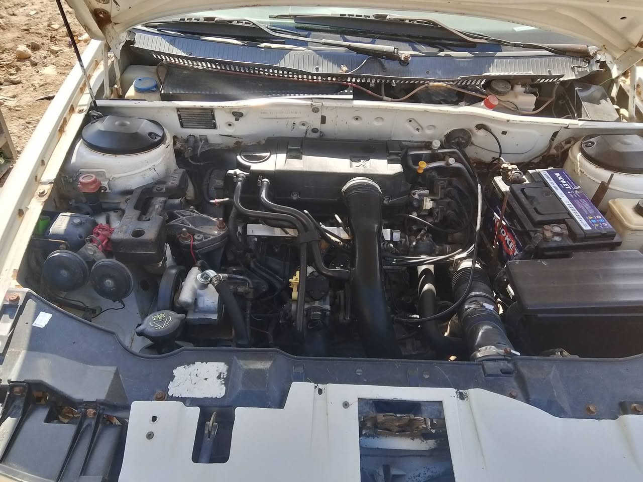 سلام عليكم سمند 2011سياره نظيفه الله شاهد وكله غراظه جداد باتري تخم تأير كير ومحرك نظيفات رقم الماني سنويه صاقطه 17 وبيه مجال المكان قظاء النصر ***********
