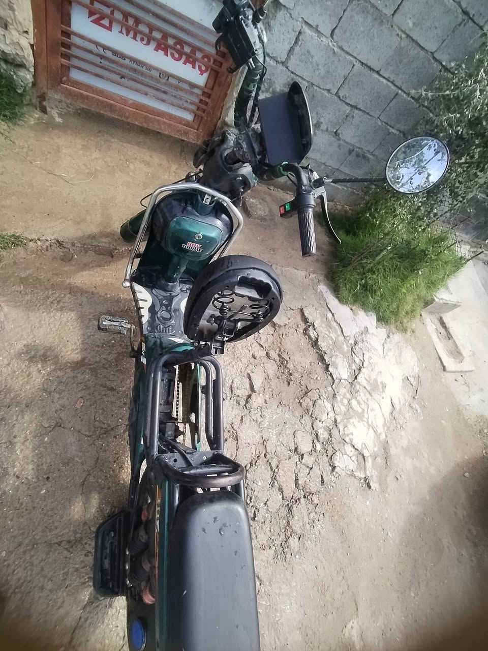 السلام عليكم دراجة شحن للبيع 5بطاريات نص عمر......... بغداد ابو غريب السعر 225وبيه مجال بسيط


**إذا كنت صاحب هذا الإعلان وتريد حذفه لأي سبب، رجاءا أرسل رسالة إلى الدعم الفني**