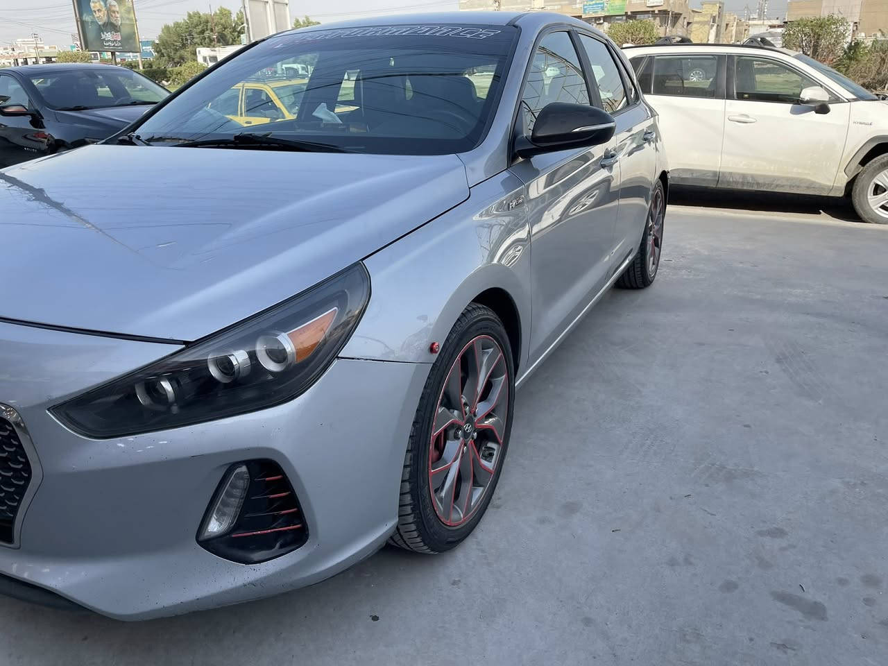 للبيع النتراgt n line 2020 1600 tourbo gdi
ممشى128 ميل قابل للزياده 

امريكي حادثها جاملخ وبنيد طاك ايرباك ستيرن 

وبالعراق مبدلة باب عكس السايق ماواصله لغود ولاشاصي 

بيها عطاس بلادي وشوته رياضيه بلاديه وصوت رياضي 

حدادية صدر فول وماكينه وكير شرط 

داخلها الN line  الكير فتحات التبريد الكشنات علامة الN

تدفئة بالكشنات 

كشنات جلد 

اوتو هولد وهند بريك دكمه

بصمه تشغيل وابواب 

تبريد قطعتين  بيانووامامي وخلفي فول بروده بعز الصيف وتحكم كل جهة منفصل مال سايق ومال راكب

وضعيات قياده سبورت وعادي 

صوت سياره رياضي

شاشة ابل كاربلاي

تحكمات ستيرن جهتين ومثبت سرعه تحكمات

سياره عزم ٣٢٠ نيوتن قوة المحرك ٢١٠ هورس باور 

Abs مانع انزلاق

لااايت بكلايت لد 

اشاير بالمراي

ويل ١٨ رياضي 

اربع تايرات جدد

حجر بيئه اصلي 

بيها كم رصعه وطخه بسيطه بل الجاملغ الخلفي 

السياره بدوون نوااقص ولااا كلووب مشغله 

السعر المطلووب 113

للمعلومات اكثرر 

***********

***********
