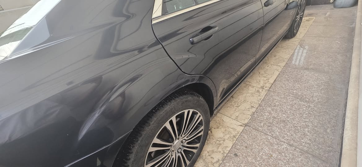 السلام عليكم و رحمة الله و بركاته
Chrysler 300s 2014 AWD
كرايسلر اوباما 300 اس موديل 2014

ماشية km65000 خمسة و ستين الف كيلومتر

ب اسمي سنوية جديدة 2024

بيها طخات بسيطة

السيارة بيها جامة البك لايت مكسورة

محرك مبدل بال2018 الي ماشي عليه حقيقي 25 الف كيلو

كير و مكينة صدر السيارة ان شاء الله مبيها مشكلة

السيارة يمي من ال2016 و كلها على ايدي
صور الحادث موجودة

السعر 19500$
تساطعش الف و خمسمية دولار امريكي

السيارة رقم بغداد
رقم الهاتف ***********
المكان بغداد الكرخ
