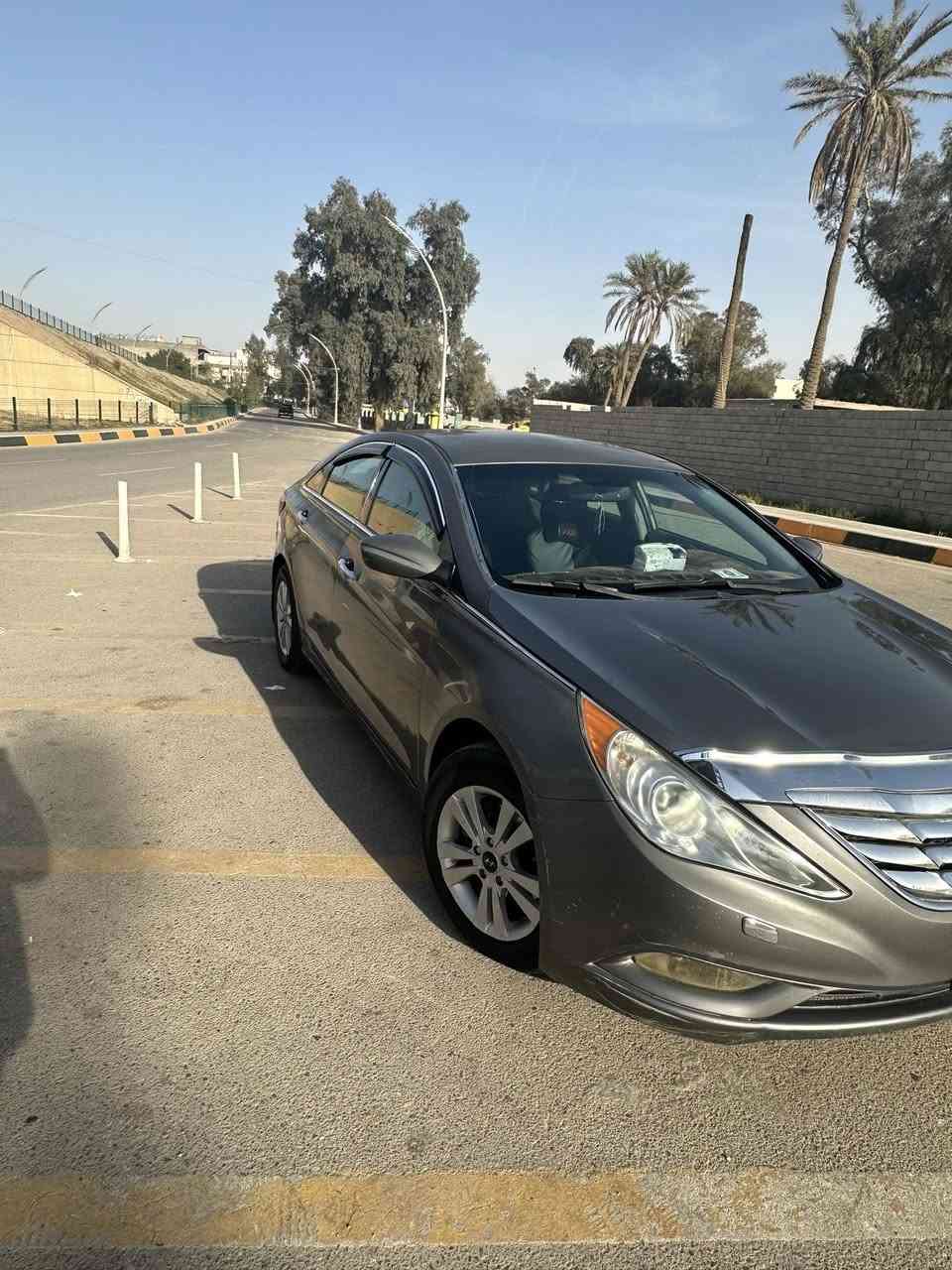 السلام عليكم
سوناتا هونداي 2011 

السياره بصمه 

تدفئة تبريد 

تخم تايرات جدد 

حدادية صدر جديده 

ميكانيك فول صافيه 

هزه جديده 

الرقم الجديد 

داخل رصاصي واسود 

مكينة 2400 GDI

سياره خير من الله عنوان ديالى بعقوبه 

متواجد ع فيس وع رقم ***********
