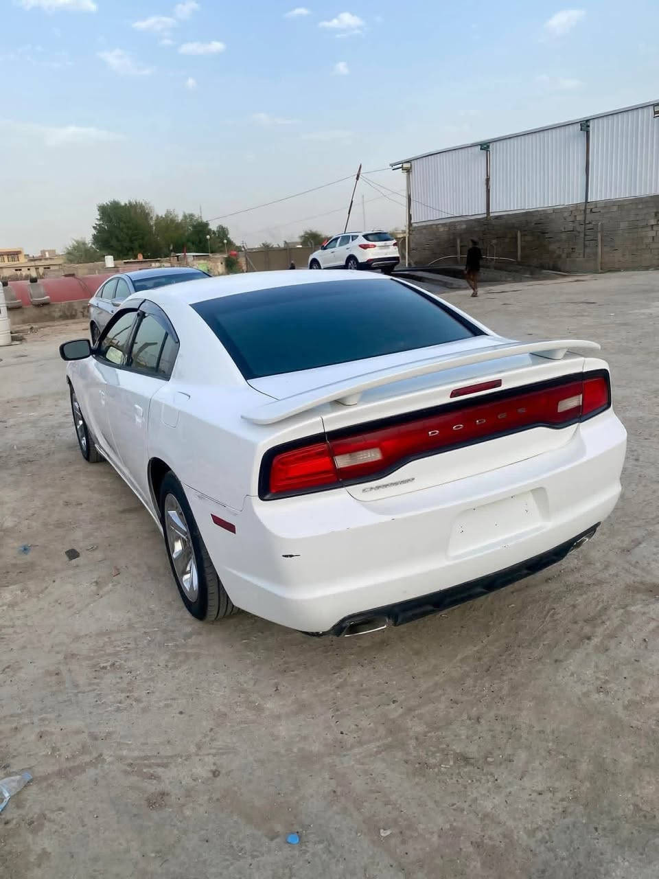 جارجر للبيع موديل 2011 رقم اربيل تريد تحويل او وكاله بيها قطع صبغ بدون دواخل محرك 6V نضيف كير طياره8نمر سياره جاهزه معايزه برغي كفاله محرك كير اكسل حداديه بالكارتون ماشيه 190km  حقيقي السعر 130 وبيها مجال مكاني ميسان المجر هـ ***********
