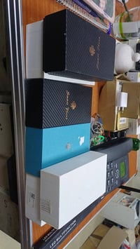 من امازون • شغال • شواحن