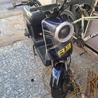 دراجه R9 فول نضافه للبيع السعر (375).بيها مجال  . 07770784167