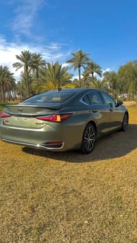 سلام وعليكم للبيع موديل 2025 امريكي بيه صبغ صندوك جملغ خلفي بدون ايراب...