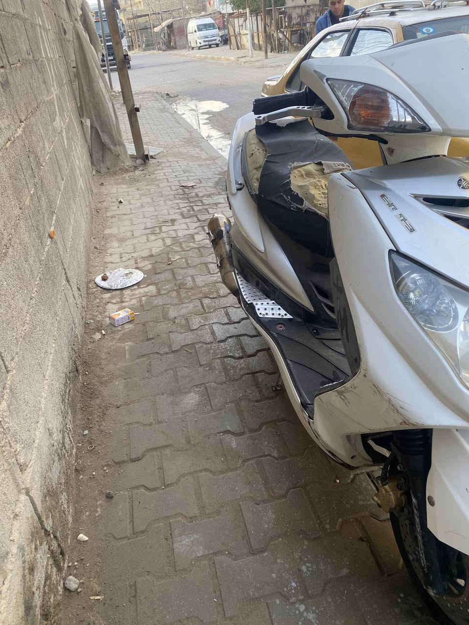 دراجة سكنس فحل للبيع او إمراوس حسب القناعه نوزل نضيفة بلاديه  شلعه معدل مكينه ناعمة بيهة صالنصة رياضي الدارجة جاهزه من كل النوحي السعر850 وبيه مجال العنوان بغداد حي أور الستفسار رقم ***********
