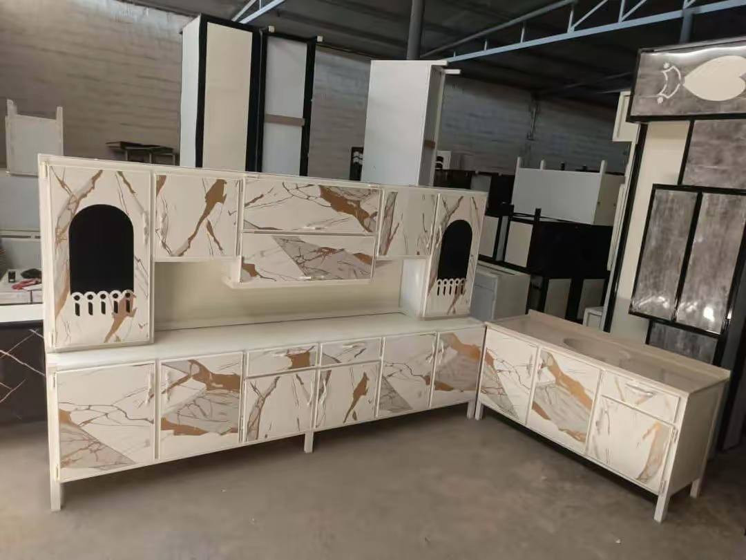 تمام جاب اخذ من كاونتر ارضي وملحق 3متر
مع سنك مرمر متر ونص 
السعر460💞💞

توصيل للمحافظات 

  متوفر توصيل بعض المحافظات 
للحجز والاستفسار مراسلت الصفحه
*********** واتساب متوفر
