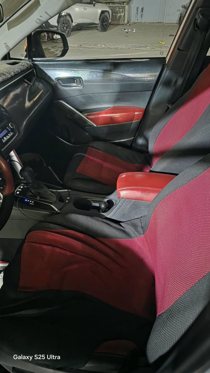 السلام عليكم كورلا كروس هايبرد فوول مواصفات كرسي كهرباء السايق جنطة كهرباء حمالات لايت وكشافات زينون اصلي  ماشية ٣٤ الف  مكفولة السيارة من كلشي   تبربد أمامي خلفي رقم الهاتف *********** السعر ٢٦ مليون ونص
