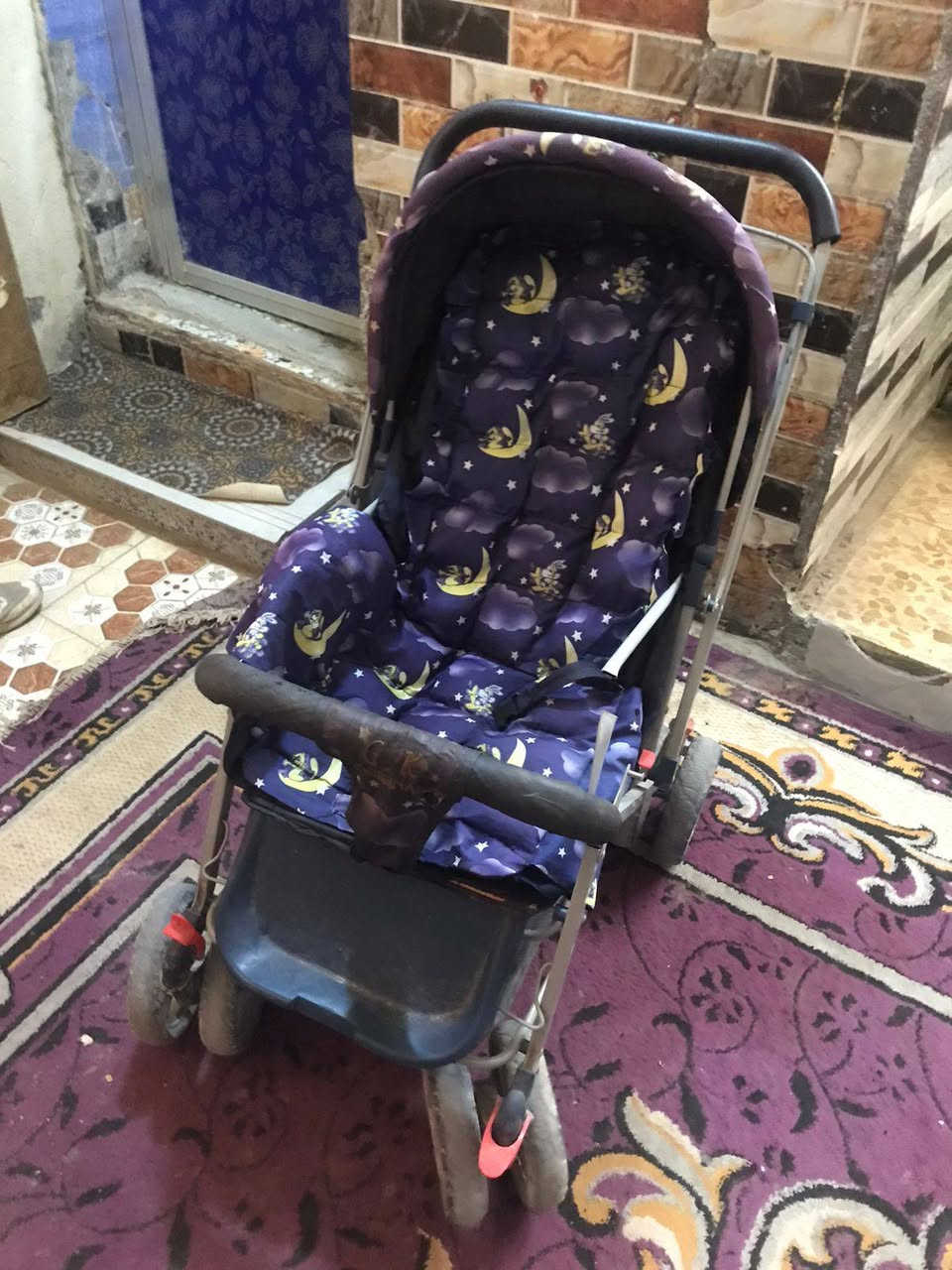 السلام عليكم عندي عربانة طفل نظيفة بيهة بس اشوية كسر من الجانب سعرهة 40  وبيهة مجال قليل عنوان حلة / ثورة استفسار على الخاص


**إذا كنت صاحب هذا الإعلان وتريد حذفه لأي سبب، رجاءا أرسل رسالة إلى الدعم الفني**