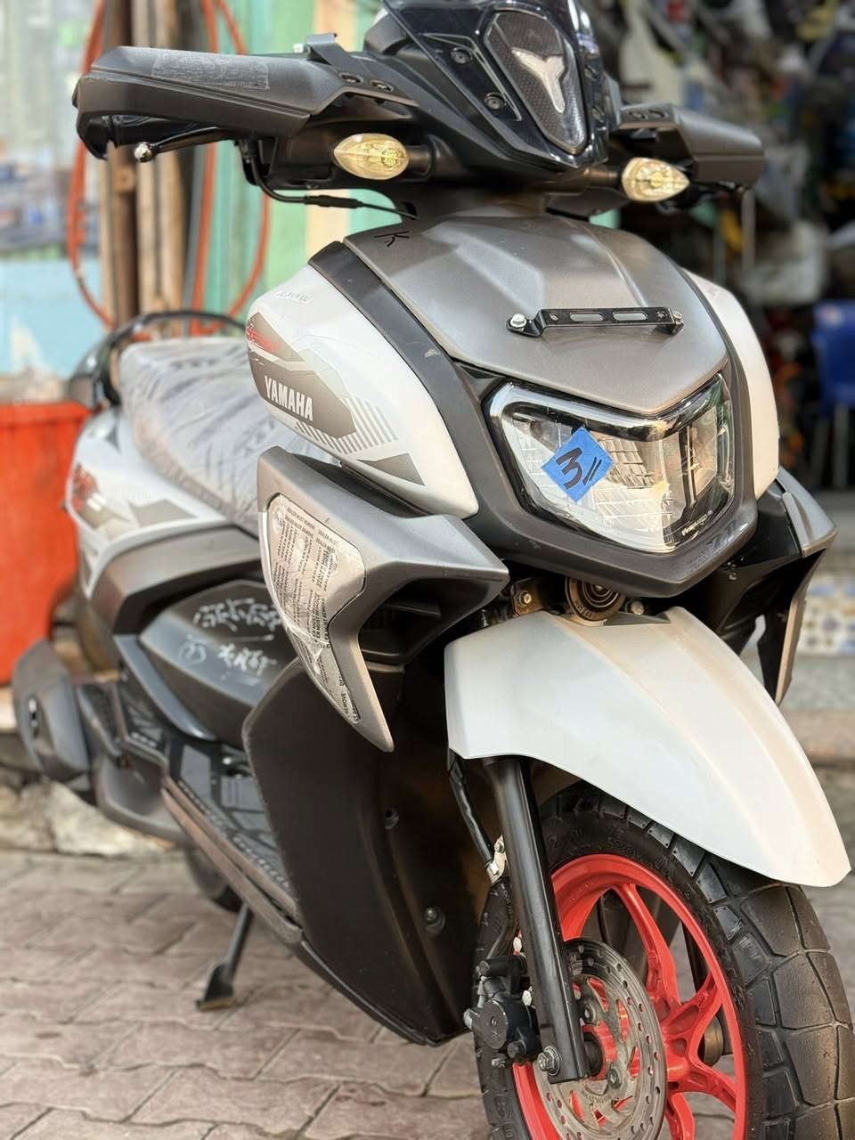 ســلام عليڪم 🤝
⭕️YAMAHA ZR  2023
مكفوله بحاله الوكاله 🩷

‏‎للاستفسار ***********☎️ ‏السماوة الحيدريه .شارع المحافظه ‏‎متوفر🟥بيع🟥شراء🟥مراوس🚦اقصاد⭐️
