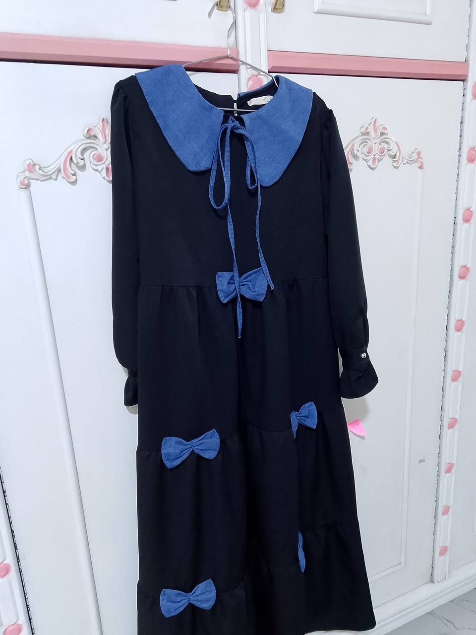 ملابس مستعمله قليل شحنه من صين للبيع
الاسعار: 

بدله بناتي: عمر 9/8 سعر 10

ستره نسائي وردي: وزن 65-70 سعر 10

فستان فيونكات:  وزن 75-80 سعر 15

فستان شتوي مع حزام:  وزن 75-80 سعر 10

سوت بناتي شتائي: عمر 9/8 سعر 5

(ملاحظة) 

١_ممكن اخفضلج على القطعة. 

٢_تخفيض شامل اذا اخذتي اكثر من قطعه.


**إذا كنت صاحب هذا الإعلان وتريد حذفه لأي سبب، رجاءا أرسل رسالة إلى الدعم الفني**