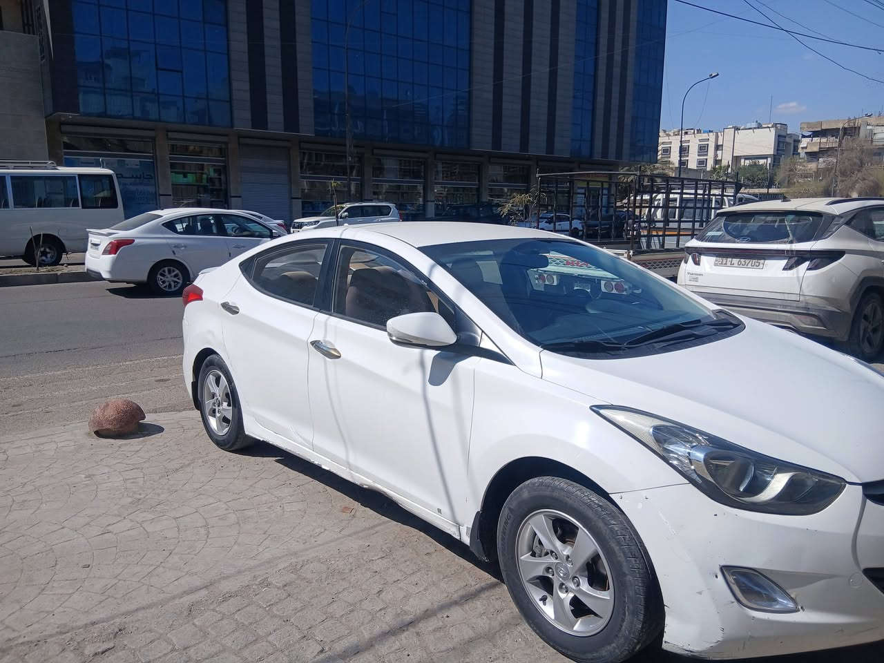 السلام عليكم (مراوس كيا اوبتما)
النترا خليجي موديل 2012
نص فول 
رقم سليمانيه تريد تحويل او وكالة 
سيارة بيه باب سائق وره سائق بارد 
كير مكينة خير من الله
تبريد فول تدفية 
صدر جديد 
السعر 106 بي مجال 
***********
مكان سيارة بغداد 
غير متواجد على فيس
(مراوس اوبتما )
