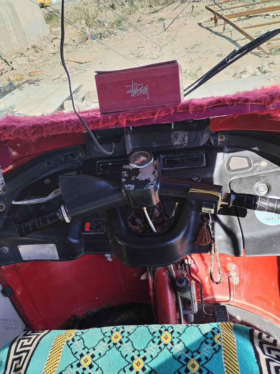 السلام عليكم تكتك 18للبيع رقم وسنويه باسمي شرط تحويل ثاني يوم تكتك خير من الله ما تحط عليه ربع محرك اتعهدلك لا تنقيص ولا تبخير تخم تاير كبات النضافه احلى من الصوره تجي وشوف بعينك مكاني بغداد ابو غريب الشهداء رقمي ***********وبيك خير وتدلل
