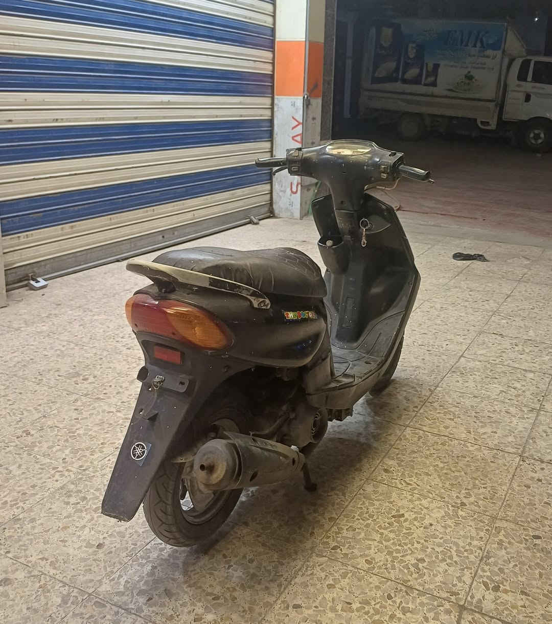 للبيع ماكس قجمه بيه لاستيك ولف كلشي شغل بيه سلف وهندر السعر ٣٥٠ والله لو ممحتاج مابيع شراي يتواصل ويايه اتصال  تحياتي ***********
