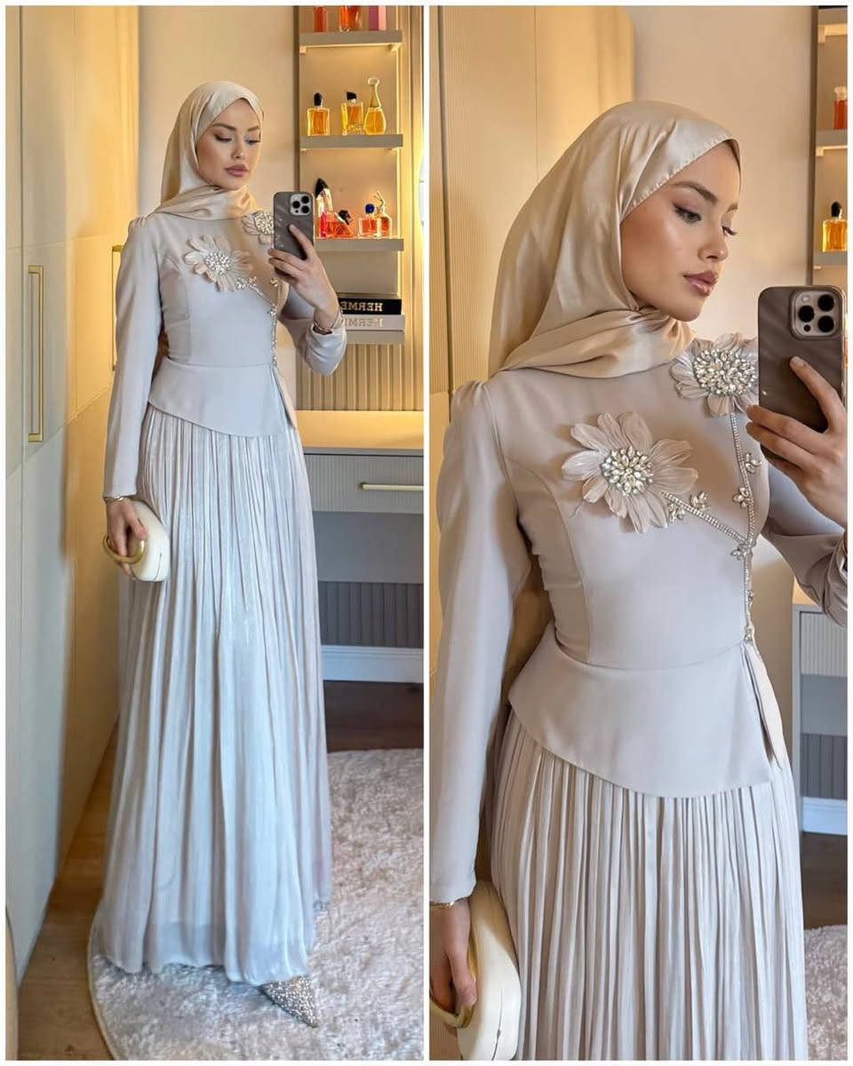 من اقوه الفساتين لفخمة🔥
تحفه بتفاصيلة ✨

فستان متصل كلوش
خامه دابل مع اوكنزه 
كولتي عالي جدآ 🫰🏻

قياس 38 40 42 44 46 48 
طول كامل بغداد, العراق


**إذا كنت صاحب هذا الإعلان وتريد حذفه لأي سبب، رجاءا أرسل رسالة إلى الدعم الفني**