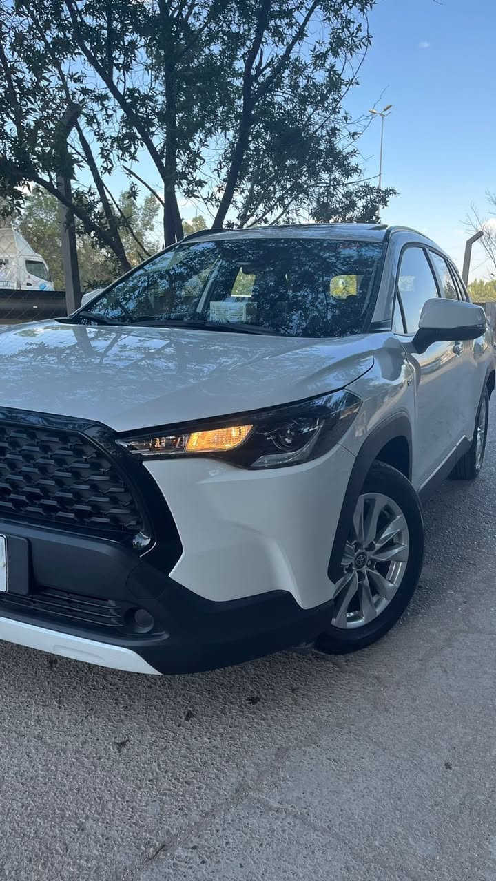 ياالله صلي على النبي 

السلام عليكم كورلا كروس 2024 سياره باسمي تحويل مباشر 

                الون :  ( ابيض صدفي )

           حجم المكينه : 2000 هايبرد

 المسافه المقطوعه : 8000 كيلو  فقط

#مواصفاتها

شاشه لمس 

كار بي أندرويد 

هند بريك بصمه

اوتو ستوب توقف ذاتي 
كشنات جلد احمر

فتحه سقف

ويل كب

بصمتين تشغيل + بصمتين أبواب 

كيجات دجيتال 3 وضعيات 

قطعتين تبريد 

حساسات خلفيه + رادار امامي 

كأمره خلفيه 

كشنات كهرباء

اشاير بالمري 

تحكم ستيرن

السعر180 

العنوان الدوره 

الرقم : ***********
