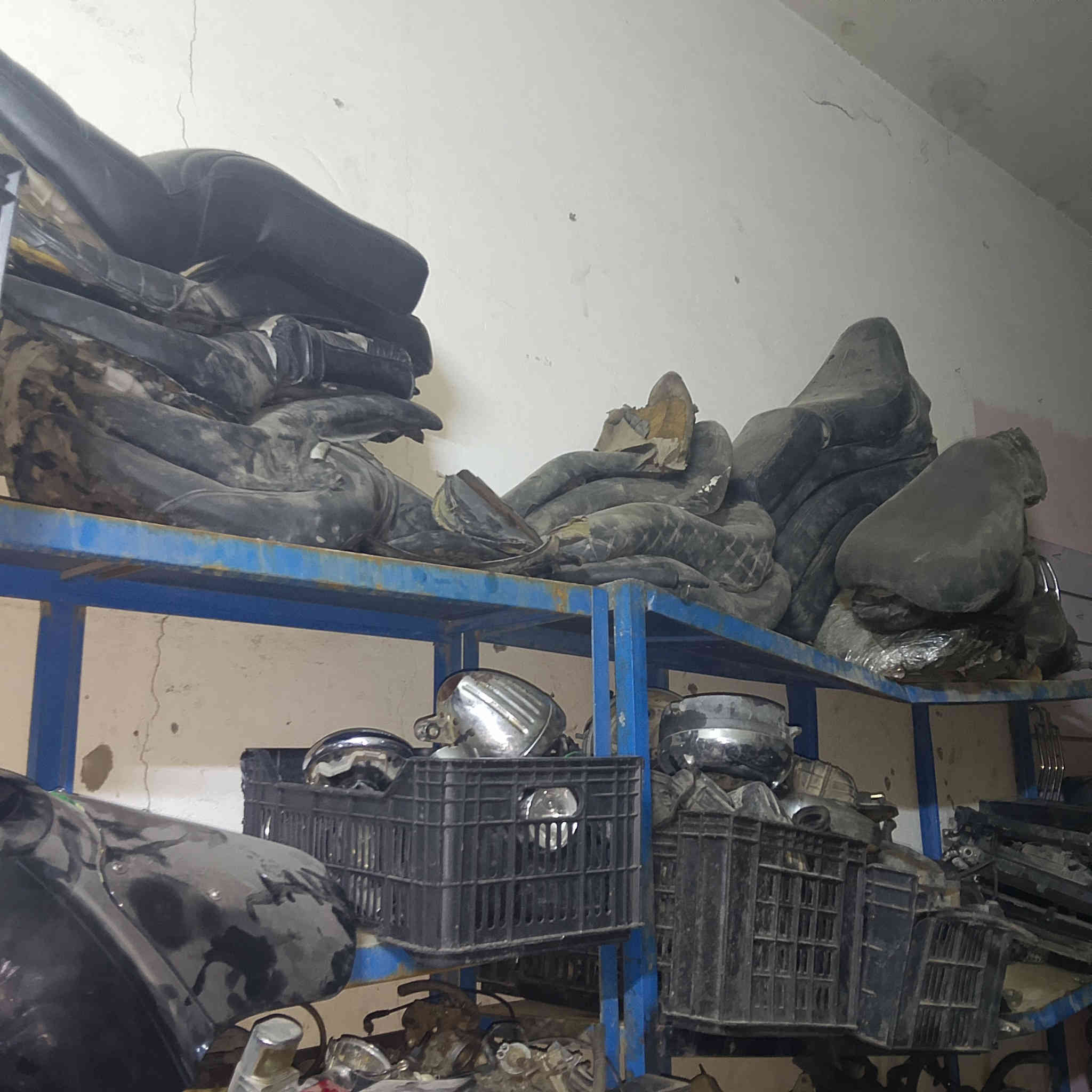 السلام عليكم شباب تفصيخ وجديد شتريد موجود
انسب الاسعار تدللون 
تجفيت تعمير صبغ عام 
صبغ أولد سكول
شرط الظمان 
عنوان
 بغداد ام الكبر مقابيل قسم المشاريع 
توصيل موجود لكل المحافظات 5الاف 
الاسعار خاص 
***********
ابو الكرم هارلي
