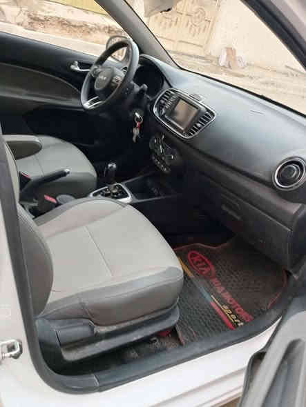 السلام عليكم 
كيا بيجاس موديل (2023 )
ماشيه( 30 )الف كيلو  
اسبير ما نازل
سلايد روف تحكم ستيرن جهتين 
كروس 
شاشه ابل كار بلي واندرويد اوتو 
كامرا اشاير بالمري 
كشافات 
بيها شويه حالوب 
وبيها رصعة جوه قريبة على باب الصدر بالباب الخلفي زغيرة .
رقم اربيل .  
السعر 113$
