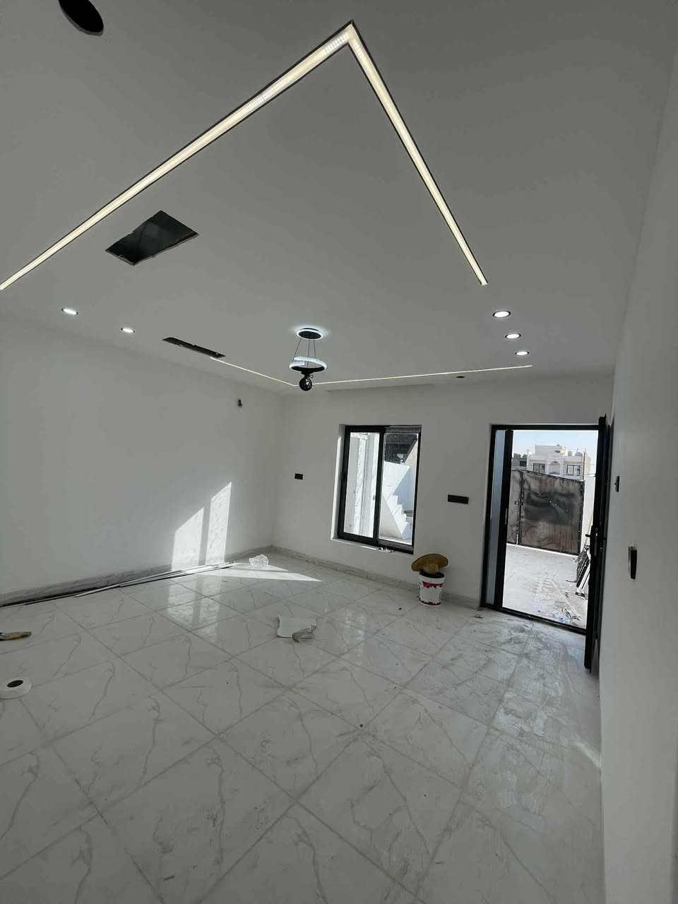 دار للبيع ١٠٥ متر بيناء جديد كامل مواصفات بيت قاط و نص 📍موقع كركوك دروازه قرب بيت محافظ -سعرا كلش مناسب استفسار اكثر اتصل علي ارقام (*********** ) (***********) كركوك, العراق
