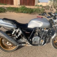 سي بي ١٣٠٠ • نضيفه • صوت بالمحرك