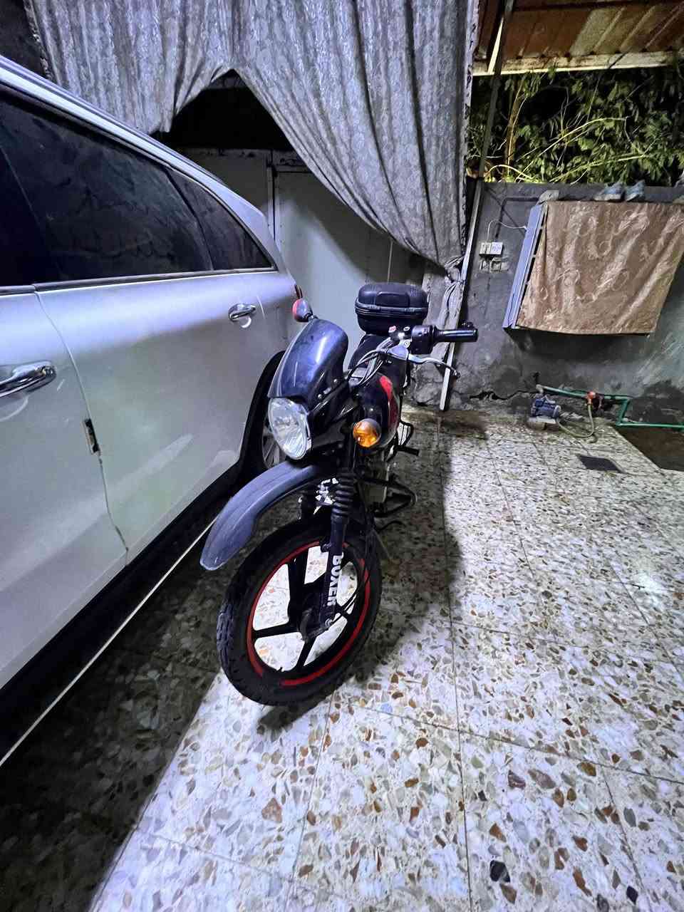 سلام عليكم بوكسر للبيع موديل 2018 اربعه كير الدراجه نضيفه نقصه بس باتري الدراجه جيب وشد تجي تفحصها وبيه شويه صفار بالغطه مال مكينه هذا ماماثر عالدراجه اوراق اصولي اصولي السعر 1250.000 وبيه مجال الدراجه اي نقص مابيه غير الباتري  علق واني اطبلك خاص


**إذا كنت صاحب هذا الإعلان وتريد حذفه لأي سبب، رجاءا أرسل رسالة إلى الدعم الفني**