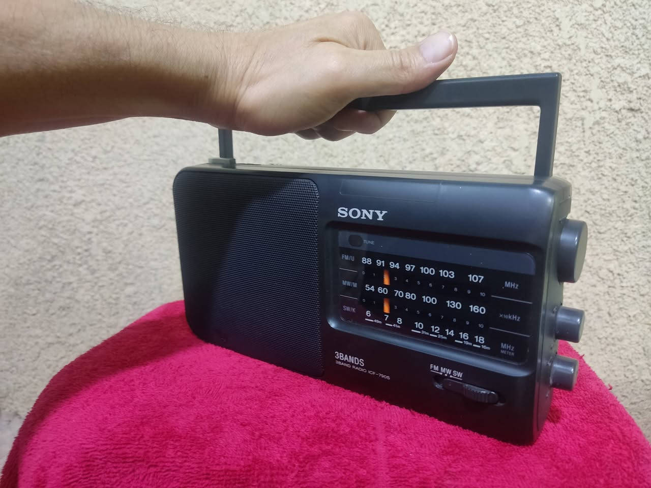 سوني
باتري كهرباء 
شرط الشغل والنظافة 
ثلاث موجات am fm sw 
50 مع التوصيل


**إذا كنت صاحب هذا الإعلان وتريد حذفه لأي سبب، رجاءا أرسل رسالة إلى الدعم الفني**