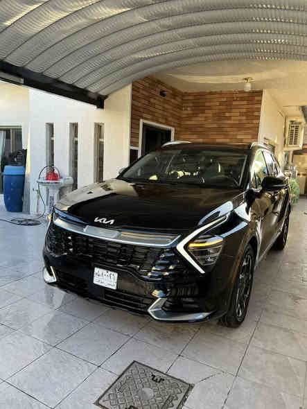 Sx prestige 2025 سبورتج 
ماشي 7000

بدون تبديل بدون صبغ 
بدون ايرباك
بيها pdr 

المواصفات اعلى شي ب السبورتج

4 كامرات 

رادارات

كشنات تبريد تدفئه 

خزن كشنات ميموري 

سستم صوت هارمن 

كامرات ويه الاشاره
***********
