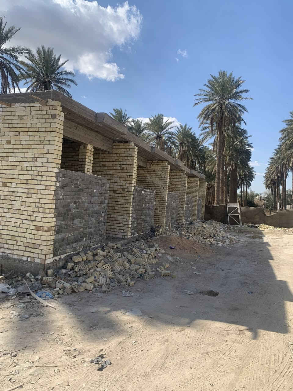 دور هياكل للبيع
تريدة هيكل تريدة كامل تسليم مفتاح
مساحة 50م 
جنس الأرض طابو صرف زراعي😍
العنوان منطقة الدوانم نهاية الشرطة الخامسة 
اي استفسار ***********
السعر مناسب جدا جدا🔥
