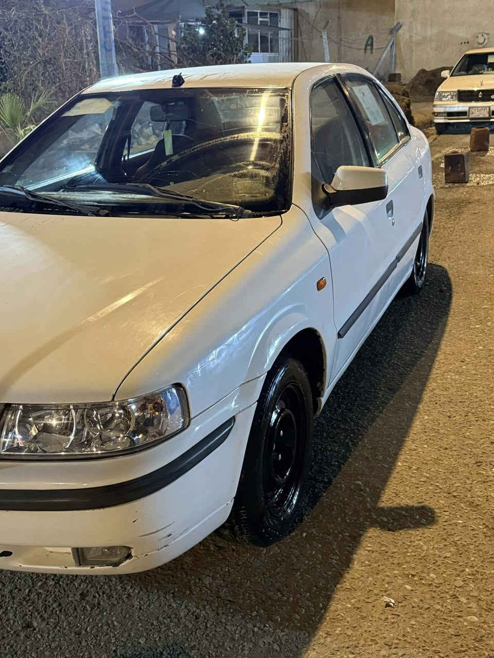 سلام عليكم ورحمة الله وبركاته من رخصت الادمن المحترم سمند مويل 2011السياره مكفوله وجديده وحلوه بس مكينه ضعيفه كير حداديه خير من الله السعر 38وبيه مجال حك الجيه الاستفسار ***********
