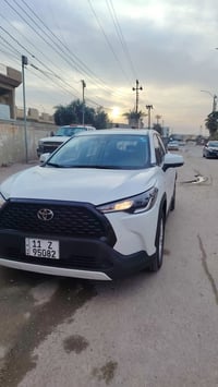 كورلا كروس 2025 للبيع  مواصفاتها  فتحة رادارات حساسات كامرة امامي خلفي...