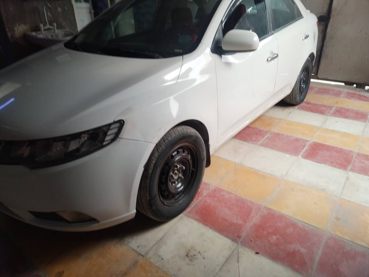 كيا سيراتو موديل 2011 هذا رقمي (***********
