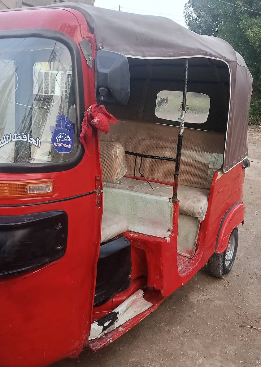 للبيع تكتك للبيع تكتك حلوه بجاج مكينه عشرين مكفولة موديل 2018 رقم سنويه بابل مكان بابل الحمزة الغربي سعر 4500 وبيه مجال للشراي الرقم ***********
