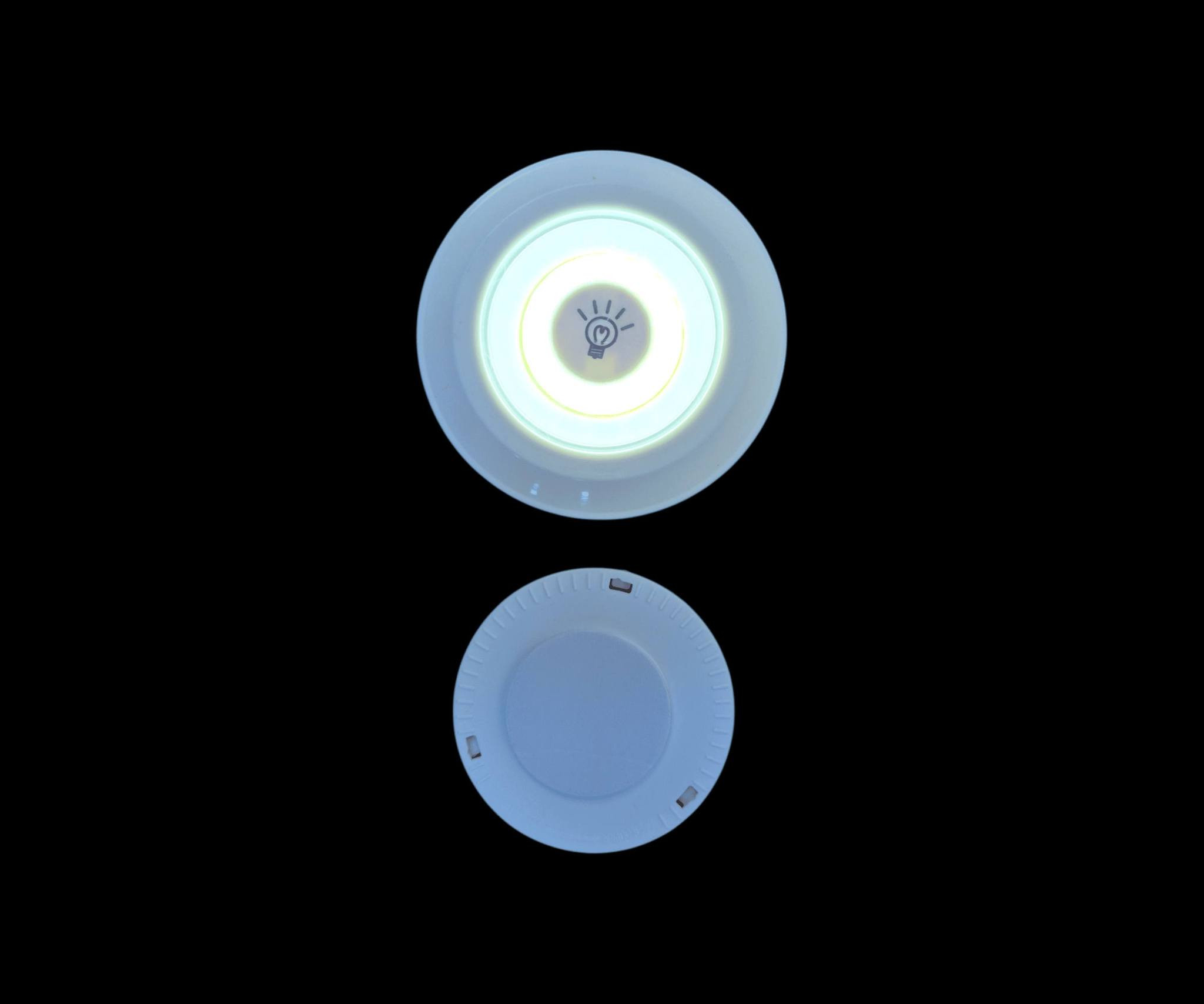 انارة متنقلة تشتغل من خلال الريمونت الخاص بيها 
3 قطع سعرهم 11 الف وتوصيل موجود جميع المحافظات 
للطلب *********** واتساب
