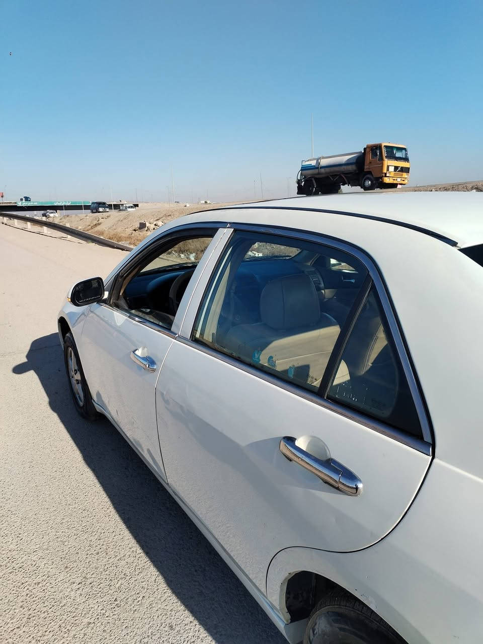 BYD F6 2011

- صدر جديد
- زوج تايرات جديد
- تبريد جيد جداََ
- كهربائيات جيد جداََ
- ( مكينة 1800 + كير كورلة نحلة ) جيد جداََ
-شاصي نظافة 100٪
- رقم انكليزي جديد
- سنوية جديدة
- باسمي تحويل مباشر
- تحكم ستيرن + شاشة تحكم + سنتر لوك 
- كشنات جلد
- مكان السيارة بغداد ابو غريب 

السيارة بحالة جيدة جداََ
السعر 57 ورقة بيها مجال 
التواصل ***********
واتساب و اتصال
