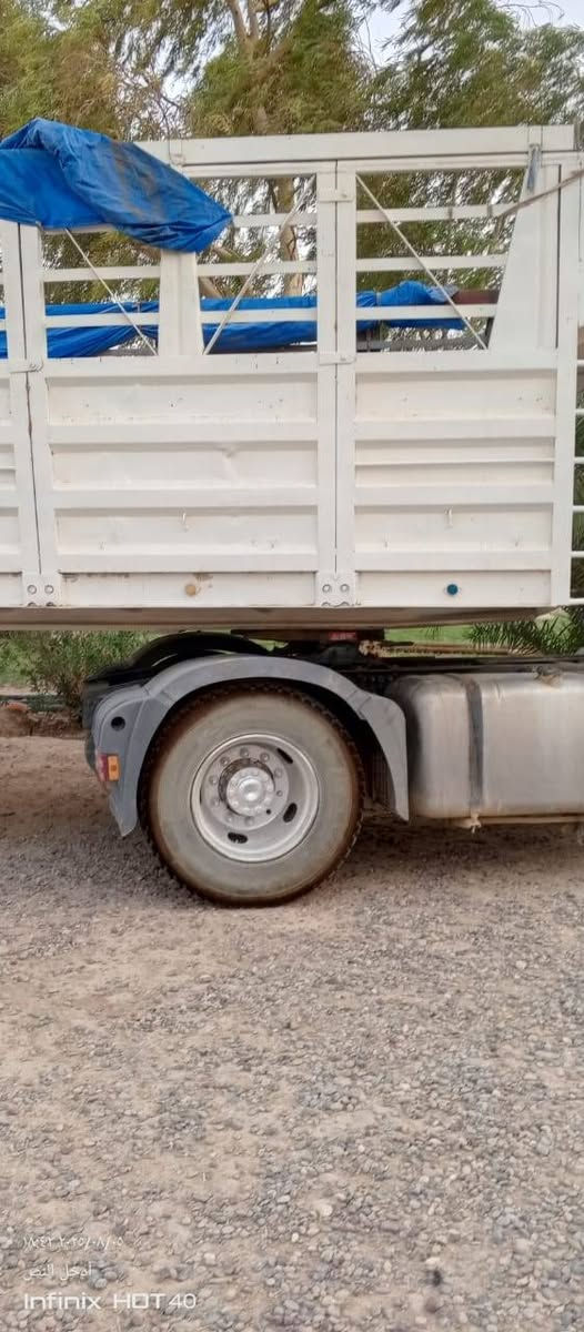 سلام عليكم تريله اكسور لبيع موديل 2003 قمار عاليه حجم 1843رقم سليمانيه تحويل مباشر مربوطه صهريج مكينه كير كله بشرط رقم هاتف *********** اسيا  ***********
