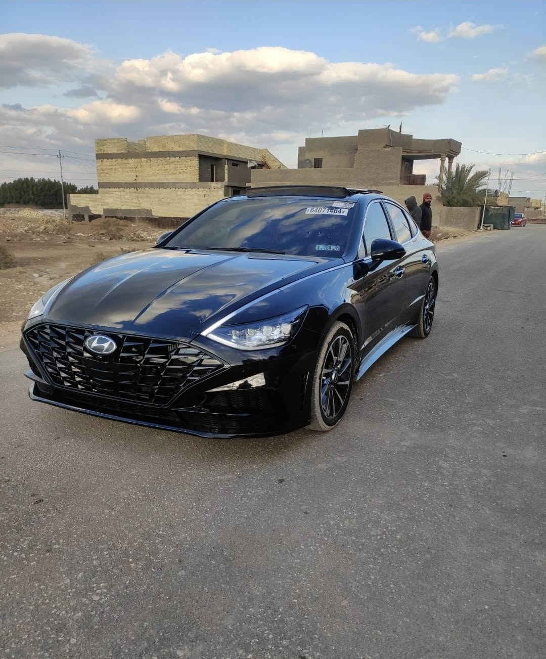 سوناتا موديل 2023 ( ليميتد )
فول مواصفات محرك 1.6 توربو   بصمة 
اللون اسود
بصمة
تشغيل عن بعد مع تقديم وترجيع
اوتو بارك 
اوتو هولد 
حساسات امامي خلفي 
شاشة كبيرة شاشه الكتروني
كشن جلد 
٤ انظمة قيادة 
فتحة بانوراما 
رادار امامي 
رادار خلفي 
تحديد مسار 
لايت امامي Led 
كشنات تدفئة + تحكم كهرباء 
بك لايت Led 
سايد بريك بصمة 
شفتات ستيرن 
شحن لاسلكي 
كيجات ديجيتال 
تبريد امامي خلفي 
اشاير بالمري 
رادار جانبي.  
اعلى فئه حساسات اتو بارك شغاله
1/1مواصفات
الحادث
جاملغ فقط 
بدون دواخل راديترات بلادي
ارباك استيرن وراجع بلاديسوناتا موديل 2023 ( ليميتد )
فول مواصفات محرك 1.6 توربو   بصمة 
اللون اسود
بصمة
تشغيل عن بعد مع تقديم وترجيع
اوتو بارك 
اوتو هولد 
حساسات امامي خلفي 
شاشة كبيرة شاشه الكتروني
كشن جلد 
٤ انظمة قيادة 
فتحة بانوراما 
رادار امامي 
رادار خلفي 
تحديد مسار 
لايت امامي Led 
كشنات تدفئة + تحكم كهرباء 
بك لايت Led 
سايد بريك بصمة 
شفتات ستيرن 
شحن لاسلكي 
كيجات ديجيتال 
تبريد امامي خلفي 
اشاير بالمري 
رادار جانبي.  
اعلى فئه حساسات اتو بارك شغاله
1/1مواصفات
الحادث
جاملغ فقط 
بدون دواخل راديترات بلادي
ارباك استيرن وراجع بلادي
رقم صاحب سيارة ***********
ماشيه ٢٥
رقم بغداد
السعر ١٨٧

رقم صاحب سيارة ***********
ماشيه ٢٥
رقم بغداد
السعر ١٨٧
