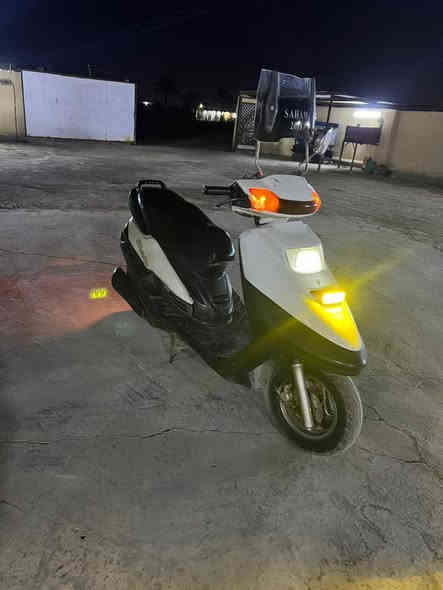 فضائي 140سلف وهندر كهرباء كلها شغاله زلغ مابيها دراجه بلاديه كلها السعر 400وبيها مجال المكان تاجي ***********وتساب +خاص فقط
