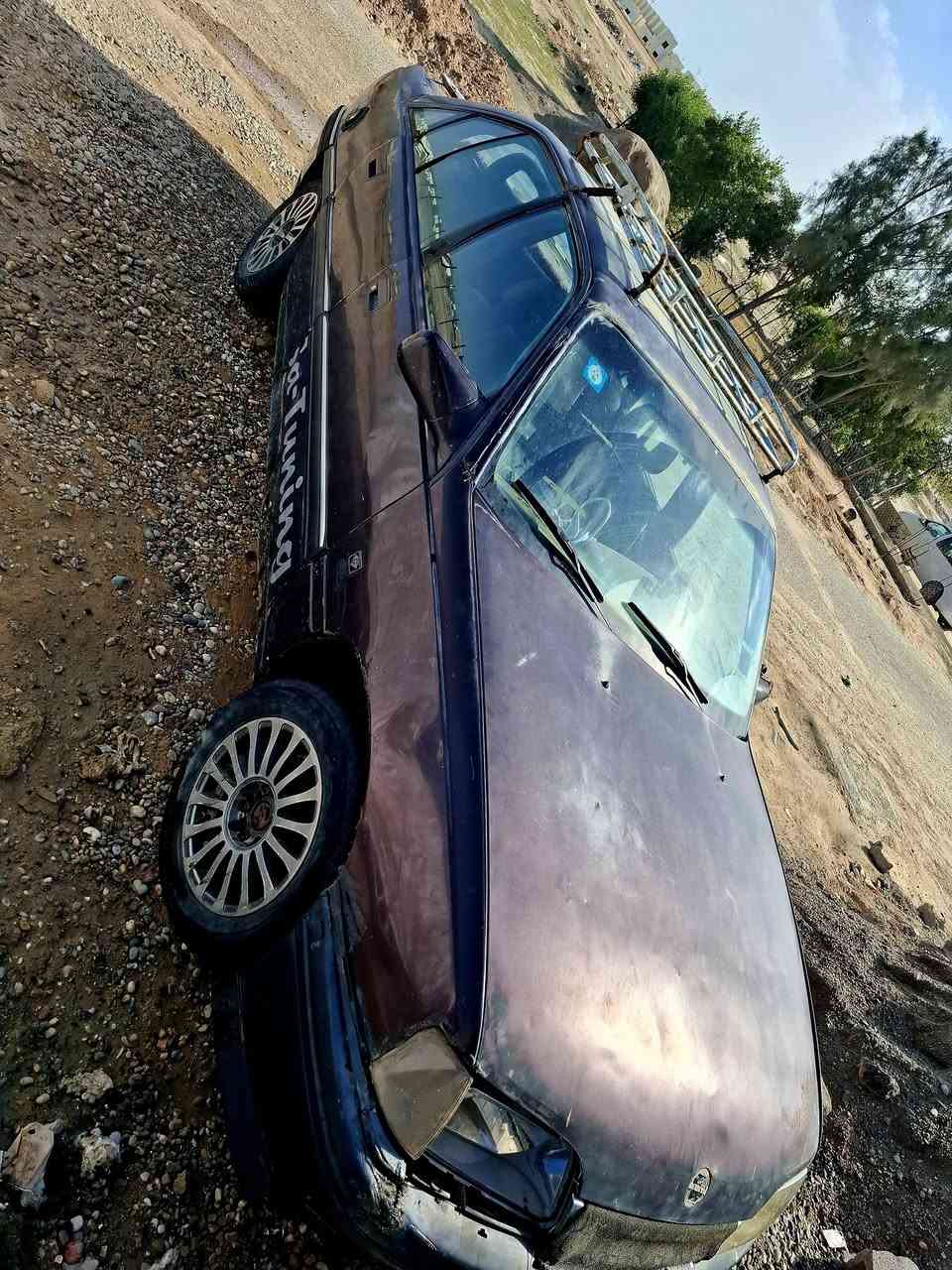 اوبل اوميكا رقم صلاح الدين موديل 1991واقع حال شغاله وبأسمي شخصيا ورقم دولي وتفريغ ثاني يوم ومكفوله من الغرامات وبيع 25ورقه وبيه مجال الاتصال ع الرقم ***********السيارة مكانها تكريت
