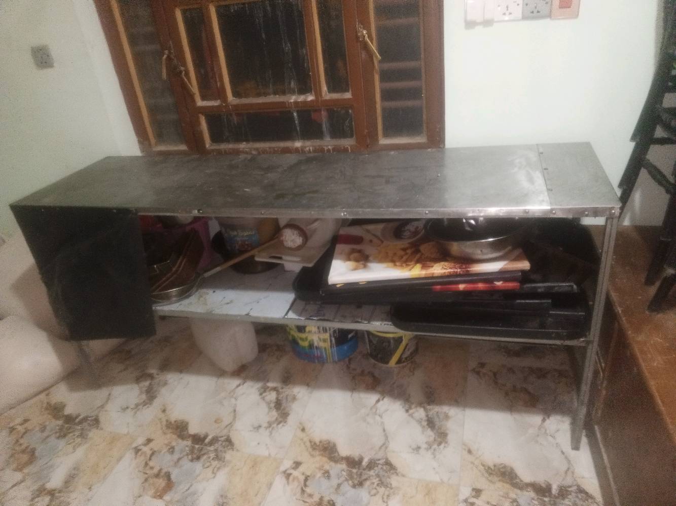 سلام عليكم غراض مطعم نضيفه للبيع وبسعر مناسب تريد ابيعلك كوم تريد ابيعلك قطع مكاني بغداد الشعله هاذ رقمي واتساب اتصل وبيك خير وادلل مستعجل حيل ع بيعتهن عدي ضرف اشراي هاذ رقمي واتساب ***********
