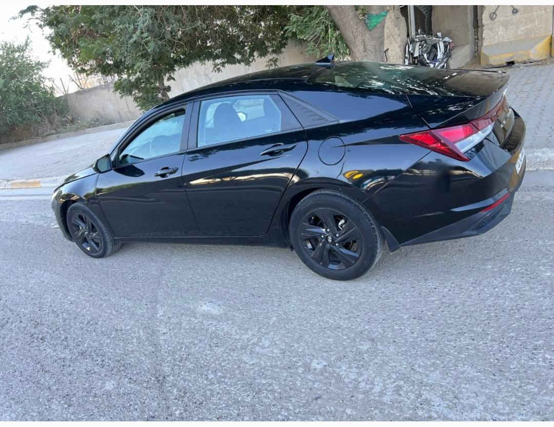 السلام عليكم
النترا موديل 23 رفم بغداد 
بصمه حساسات 
هذا السونار منشور مالتها ومبدل بابين جه السايق 
السعر 130 
***********
